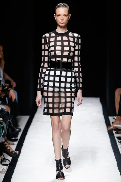 Look 23